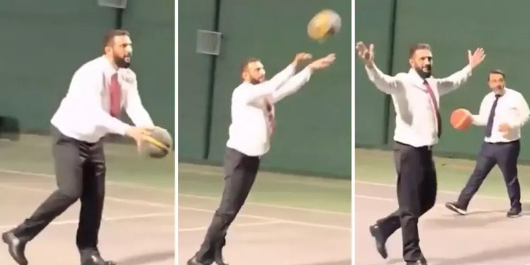 الشرع يلعب كرة السلة مع وزير خارجيته 