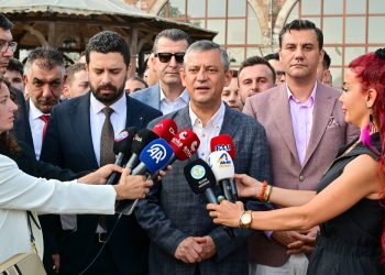 الاستقطاب السياسي يُخيِّم على العيد في تركيا