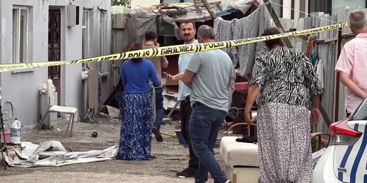 تركيا.. رجل يقتل طليقته في العيد