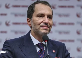 فاتح أربكان: إسرائيل منظمة إرهابية وأمريكا خادمتها