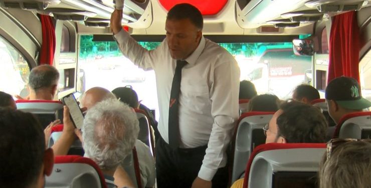 من إسطنبول إلى إيران.. إغلاق المجال الجوي يرفع حركة الحافلات