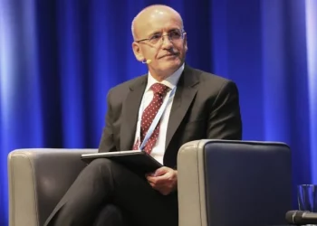 وزير المالية التركي: تراجع التضخم لا يعني انخفاض الأسعار