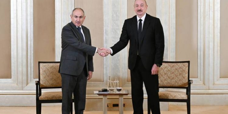 لقاء بين رئيسي أذربيجان وأرمينيا في أبوظبي