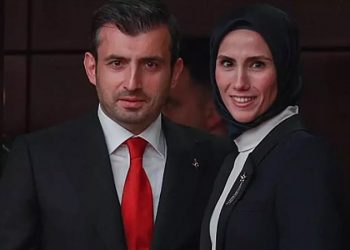 صهر أردوغان يطلق منصة تواصل اجتماعي ويغرد برسالة رومانسية