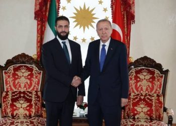 كاتب تركي يحذر من مخططات إسرائيلية في سوريا واستهداف أنقرة!