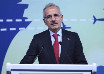 تركيا.. وزير يتوقع عقد انتخابات رئاسية مبكرة!