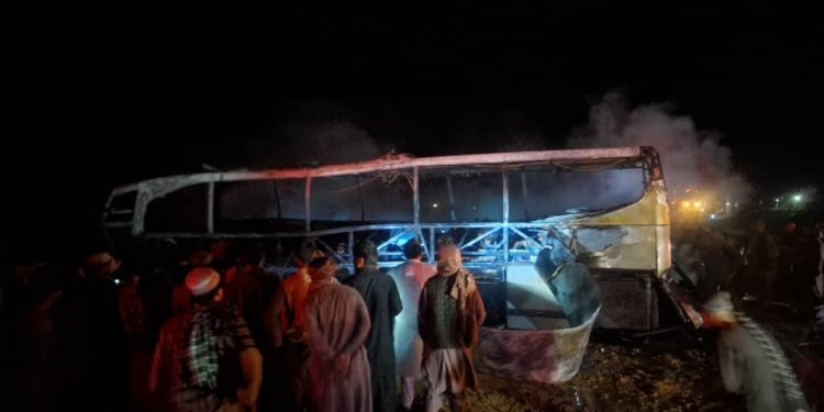 تفحم جثث 76 مهاجرًا أفغانيًا بينهم أطفال في حادث مروع