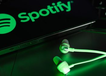 سبوتيفاي تفتح تحقيقًا مع محرريها في تركيا