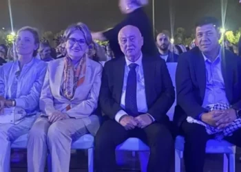 ميرال أكشنار تحضر حفل سامي يوسف لدعم فلسطين