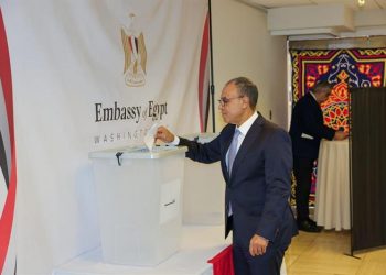 مصر.. بدء فرز أصوات المغتربين في انتخابات مجلس الشيوخ 2025