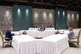 قمة تركية إيطالية ليبية لبحث الهجرة والطاقة وأمن المتوسط