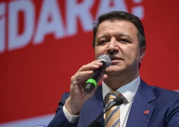 حزب تركي يجهز سفن مساعدات لإطلاقها نحو غزة