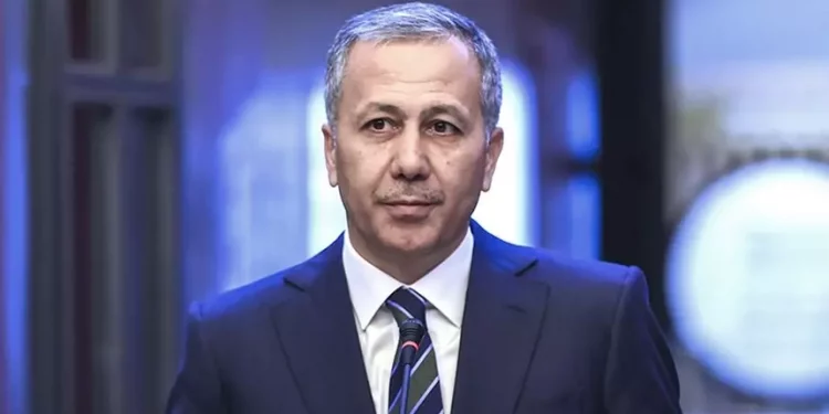 وزير الداخلية التركي يهدد “الشعب الجمهوري” بإجراءات حازمة!