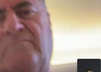 قراصنة أتراك يُجرون اتصالًا مع وزير الدفاع الإسرائيلي وينشرونه