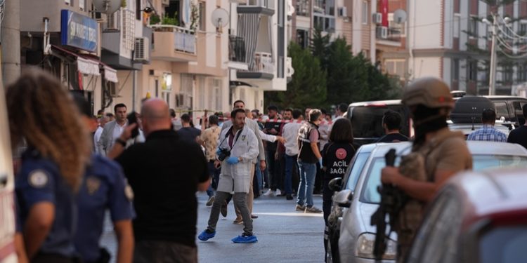 الشعب الجمهوري يحمل حكومة أردوغان مسؤولية هجوم أزمير