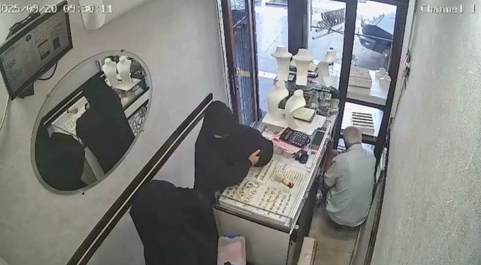 سرقة 2.5 كيلو غرام من الذهب من متجر مجوهرات في “دياربكر”