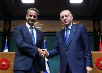 إلغاء لقاء ميتسوتاكيس وأردوغان يثير أزمة في اليونان