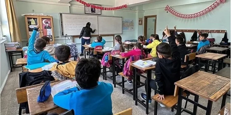 مدارس تركيا تبدأ العام الدراسي 2024-2025