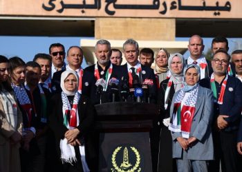 حزب العدالة والتنمية يوجه رسالة للعالم من معبر رفح