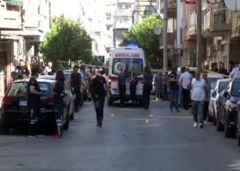 مراهق يطلق النار على مركز شرطة في إزمير ويقتل شرطيين