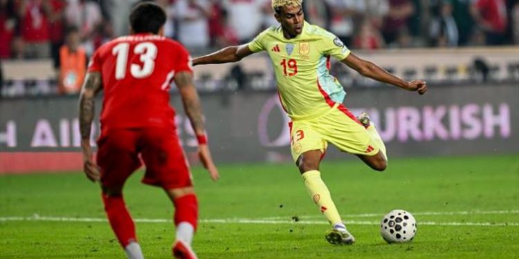 إسبانيا تكتسح تركيا بسداسية نظيفة