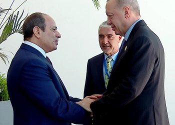 طائرة الرئيس التركي أردوغان تصل شرم الشيخ