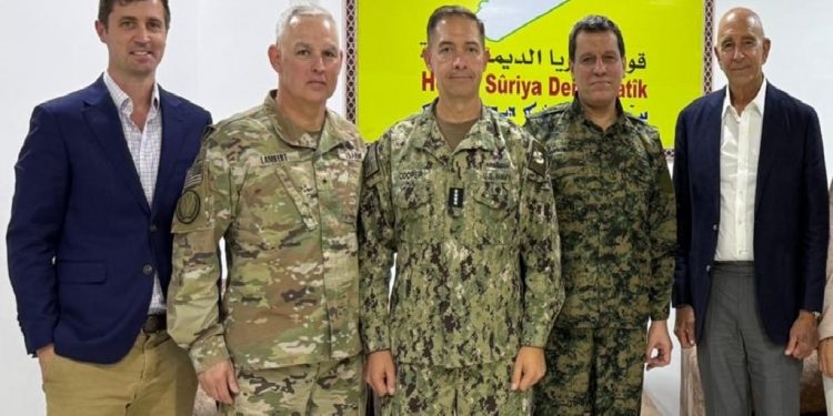 وفد أمريكي يلتقي بالوحدات الكردية في سوريا