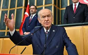 بهجلي يدعو أوجلان إلى حل قوات سوريا الديمقراطية