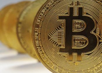 بيتكوين تحلق فوق 125,000 دولار