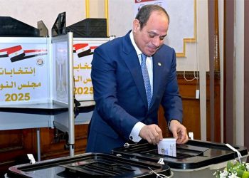 السيسي يصوت في المرحلة الثانية من انتخابات مجلس النواب المصري