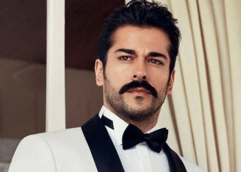 بوراك أوزجيفيت بطل المؤسس عثمان يخوض أول تجربة مسرحية