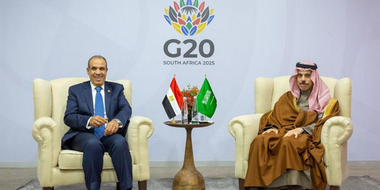 مصر والسعودية تحثان على التنفيذ السريع لقرار مجلس الأمن بشأن غزة