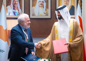 البحرين توقع مع قبرص اليونانية اتفاقية أمنية
