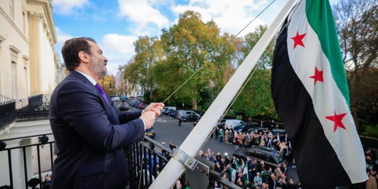 بعد 12 عاما.. السفارة السورية في بريطانيا تعيد فتح أبوابها