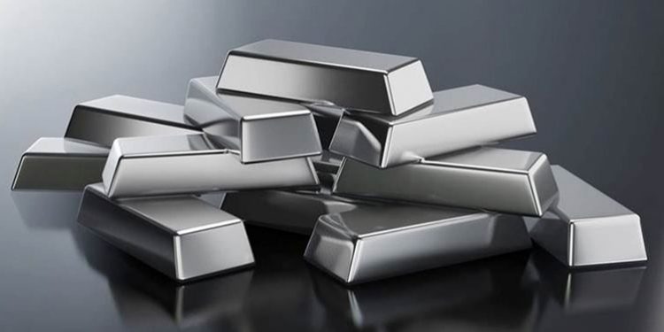 الفضة تواصل ارتفاعها القياسي