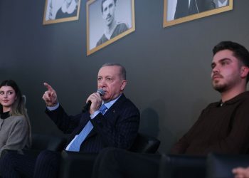 أردوغان يتحدث عن دخوله السجن