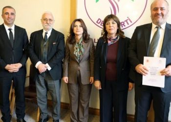 الحزب الكردي يطالب بمنح أوجلان حقوقه السياسية وينتقد معاهدة لوزان 