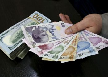 الليرة التركية “وصيف” أسوأ الأداء العالمي والبيزو الأرجنتيني في الصدارة