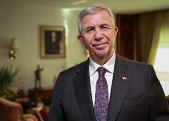 غالبية الأحزاب في تركيا تؤيد عمدة أنقرة رئيسا للبلاد!