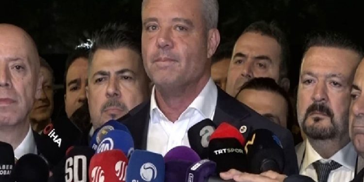 رئيس نادي فنربخشة يصل النيابة وسط إجراءات أمنية مشددة