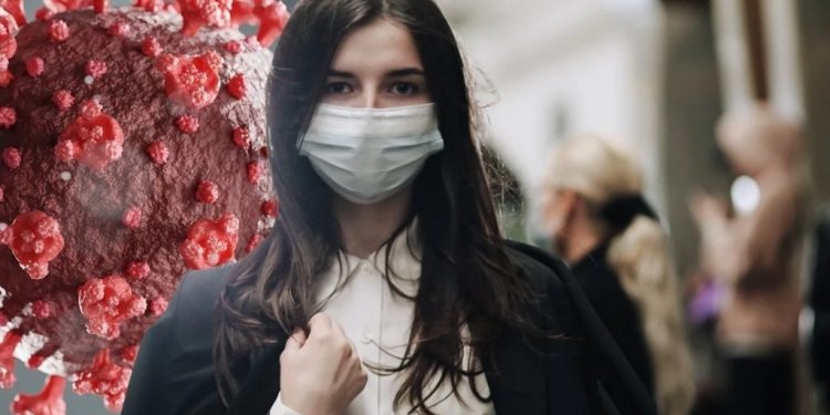 إسبانيا تعود لارتداء الكمامات والعمل من المنزل