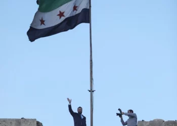 ترامب يحذر إسرائيل من “التدخل” في سوريا