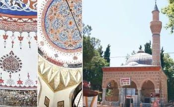 كارثة ترميم في مسجد أثري عمره 583 عامًا