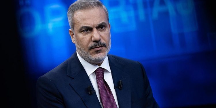 هاكان فيدان: تركيا الوجهة الرئيسية لحل الأزمات من غزة إلى أوكرانيا