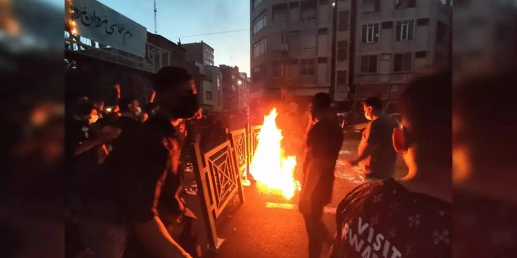 تعطل خدمات الانترنت في إيران!