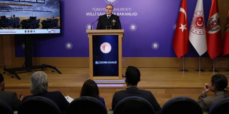 تركيا تعزز إجراءاتها الحدودية لمواجهة أي موجة هجرة من إيران