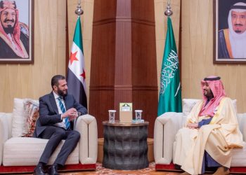 الشرع وبن سلمان يبحثان التطورات الإقليمية خلال اتصال هاتفي