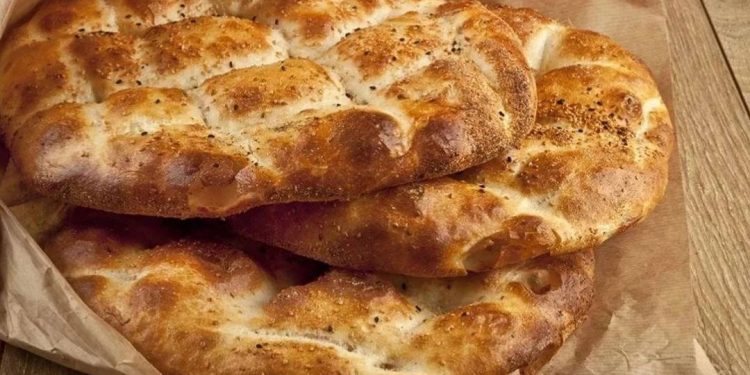 إعلان أسعار “خبز رمضان” في تركيا وزيادة مرتقبة بالمدن الكبرى