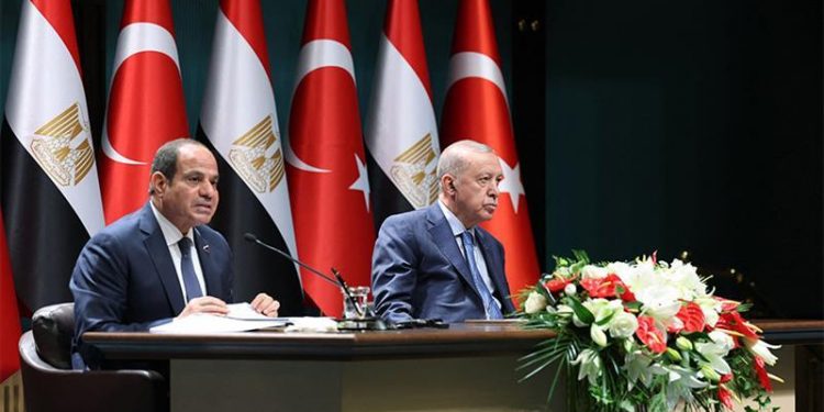 السيسي يستقبل أردوغان في القاهرة لإجراء محادثات حول التعاون الثنائي