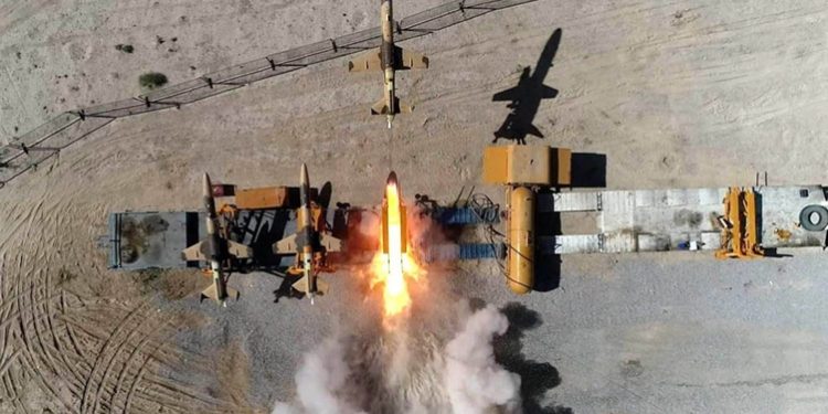 هجمات باليستية إيرانية تطال القواعد الأمريكية في 3 دول خليجية